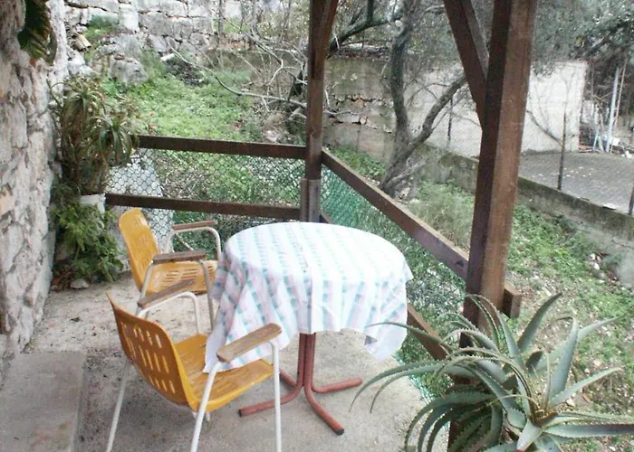 By The Sea Babine Kuce, Mljet - 610 古维达里